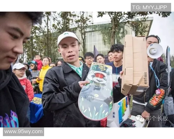 广州滑板队在马拉松大满贯中的意识表现与团队协作分析